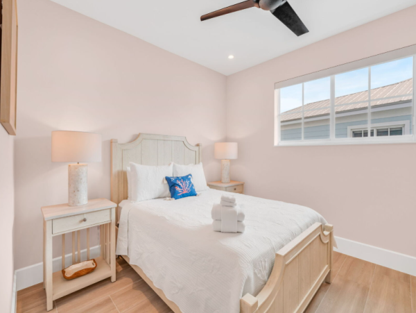 Luxury Oceanfront Vacation Rental in Marathon FL - 5-Bedroom Stunning Views